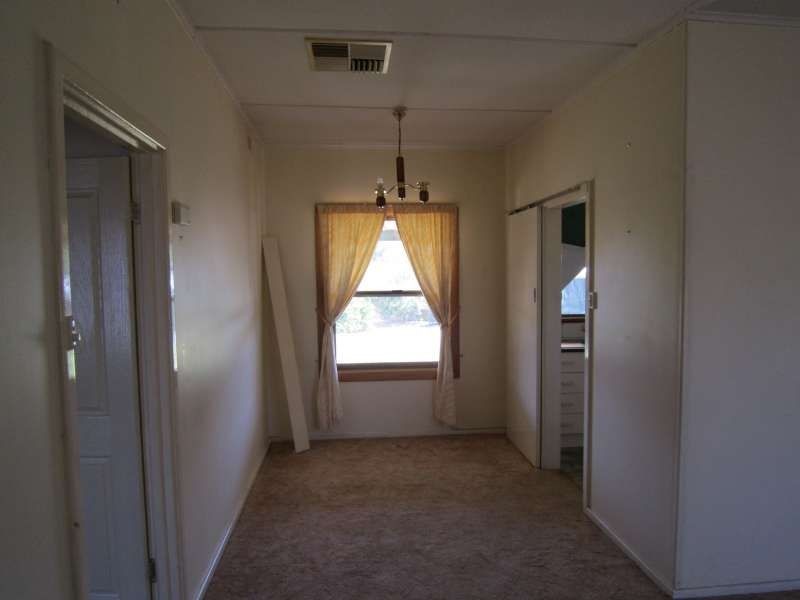 26 Manningford Road, Elizabeth South SA 5112