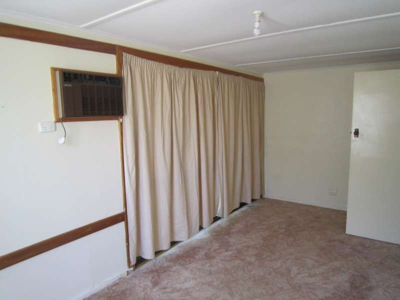 26 Manningford Road, Elizabeth South SA 5112