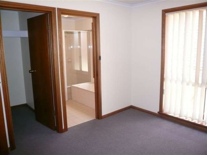 8 Gemini Court, Modbury Heights SA 5092