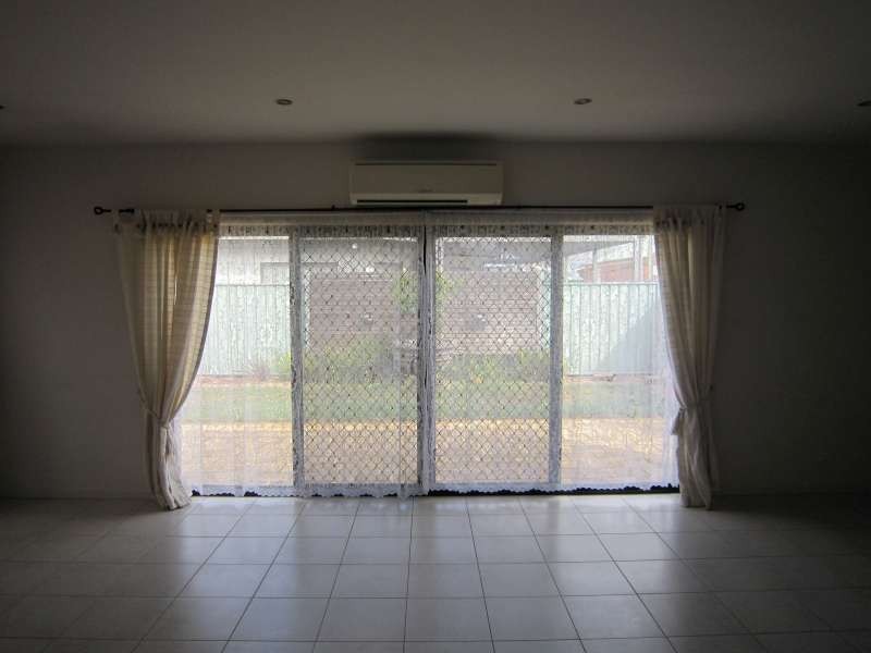 5 Sugarloaf Lane, Mawson Lakes SA 5095