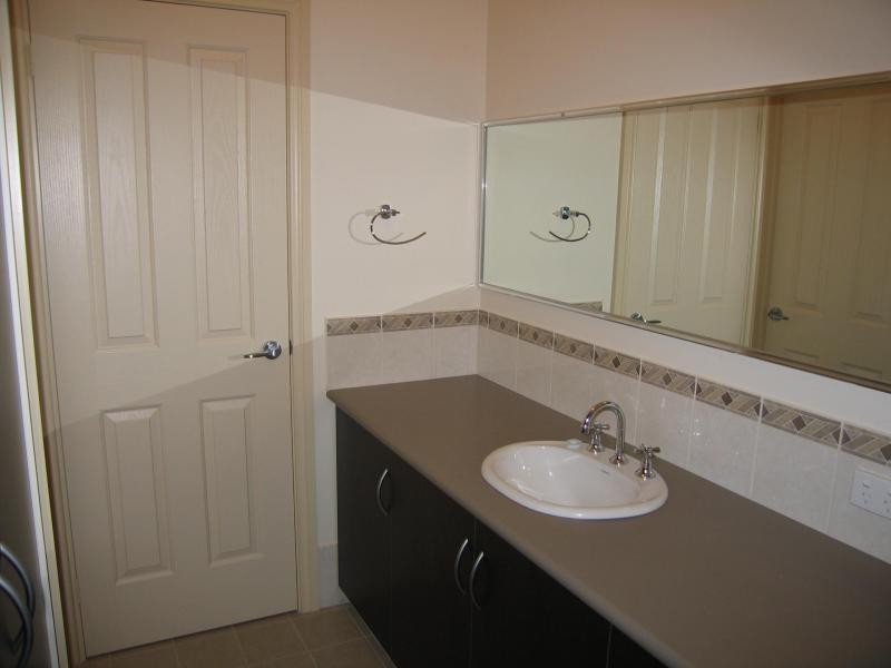 2a Blacktop Road, Hillbank SA 5112