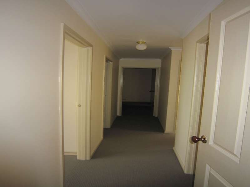 4 Hudson Lowe Drive, Greenwith SA 5125