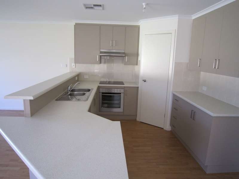 17A Everleigh Road, Elizabeth Vale SA 5112