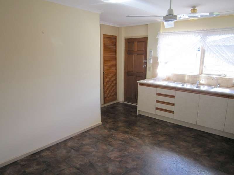 8 Charlton Drive, Salisbury East SA 5109
