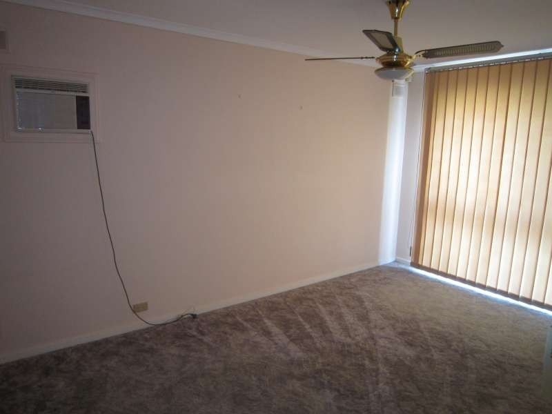 8 Charlton Drive, Salisbury East SA 5109