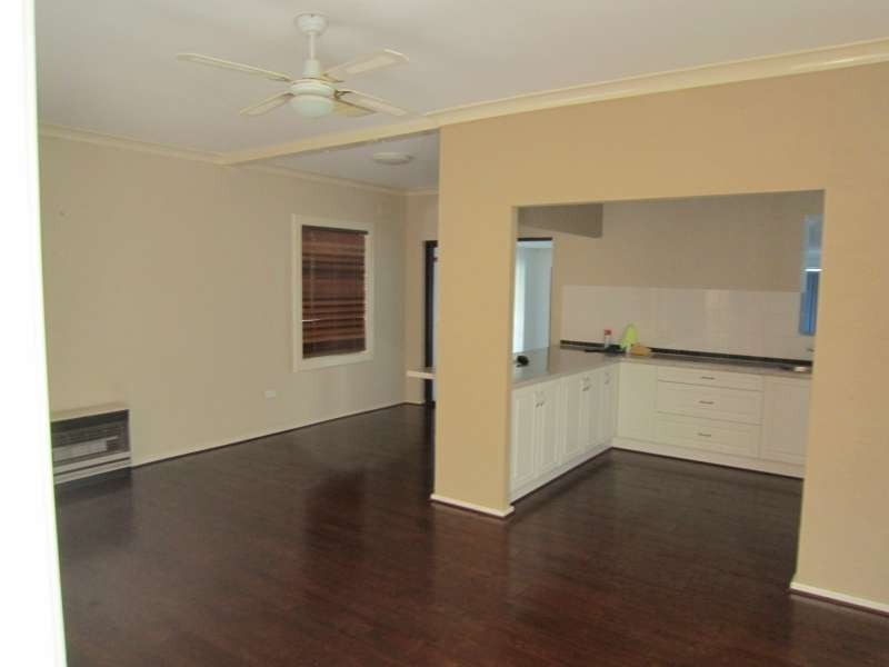 8 Forrestall Road, Elizabeth Downs SA 5113