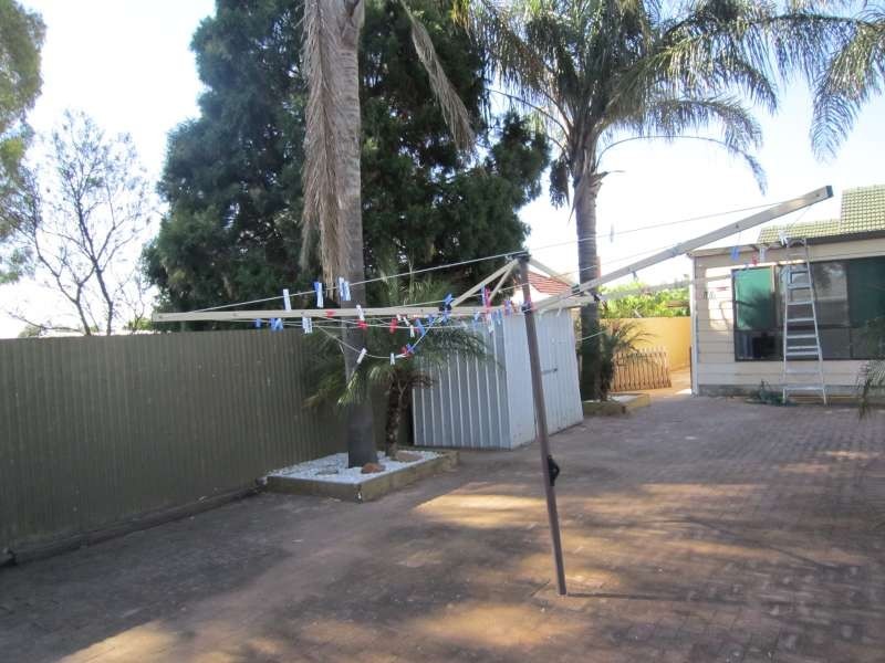 8 Forrestall Road, Elizabeth Downs SA 5113
