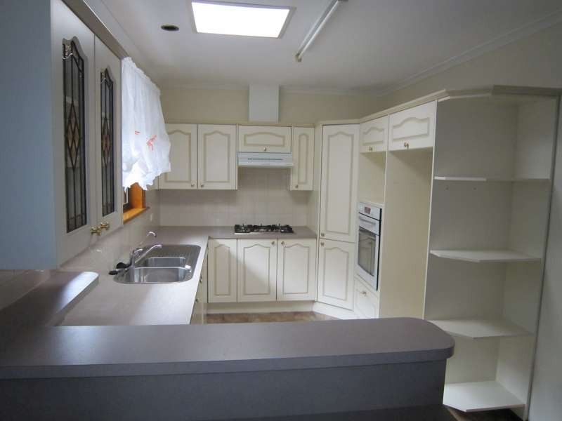 24 Walkleys Road, Valley View SA 5093