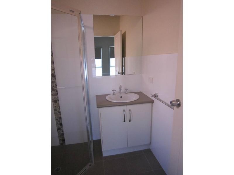 98 Shoalhaven Circuit, Mawson Lakes SA 5095