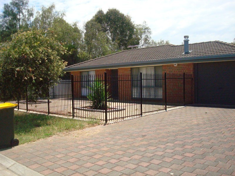 11 Firmin Street, Paralowie SA 5108