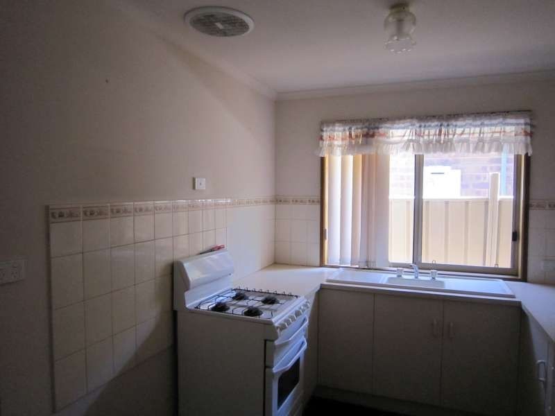 24 Wakehurst Avenue, Oakden SA 5086