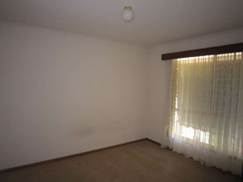 24 Wakehurst Avenue, Oakden SA 5086