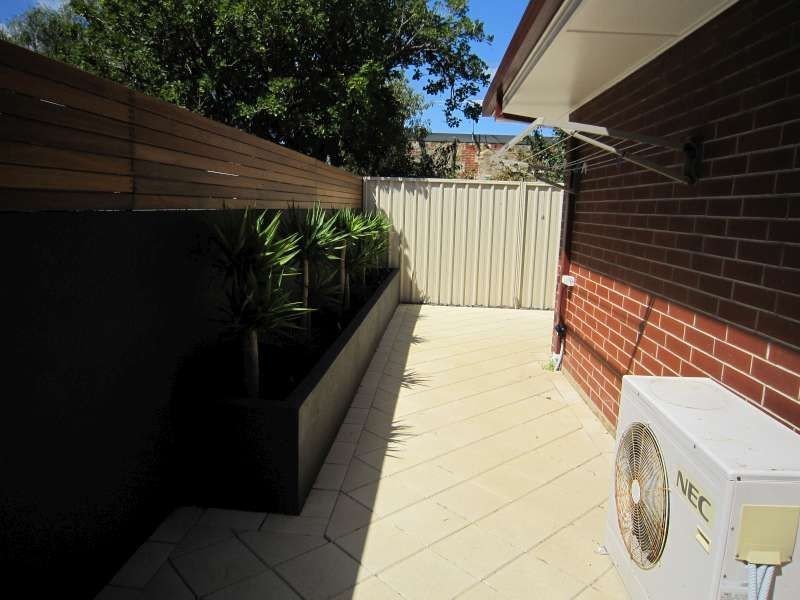 4/17 Anthony Street, Largs Bay SA 5016
