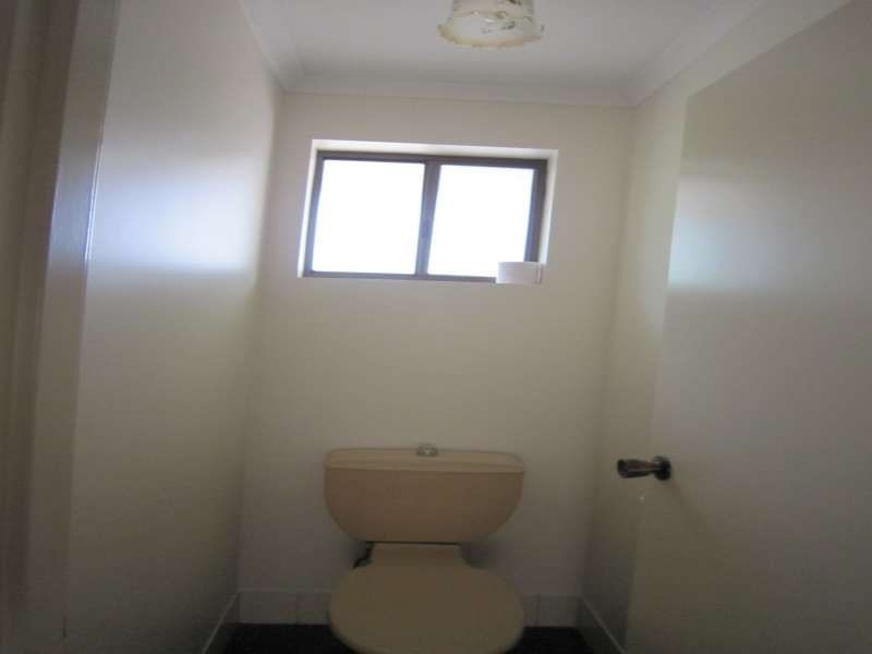 21 Bond Avenue, Burton SA 5110