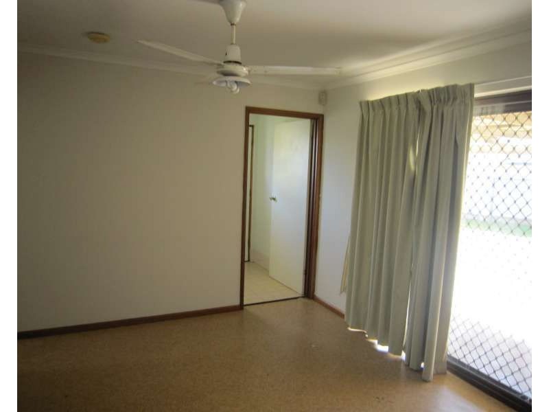 13 Maguire Crescent, Burton SA 5110
