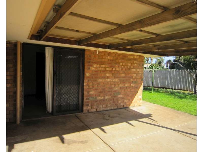 13 Maguire Crescent, Burton SA 5110
