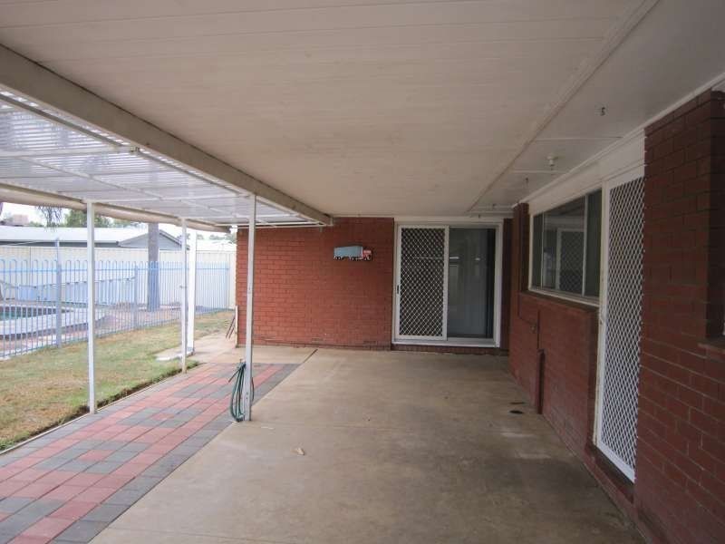 10 Johnswood Drive, Salisbury Park SA 5109