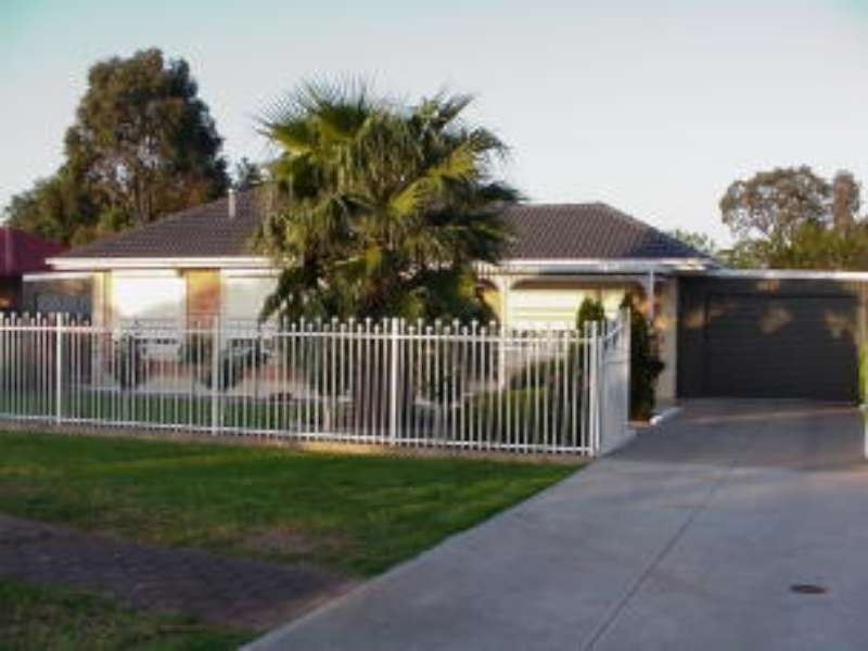 11/2 Warwick Street, Salisbury East SA 5109