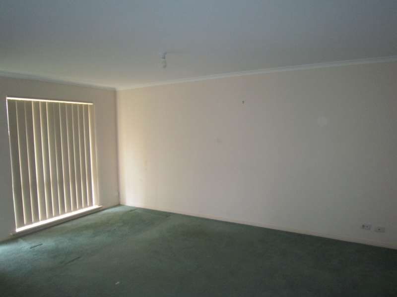 27 Grace Boulevard, Smithfield Plains SA 5114