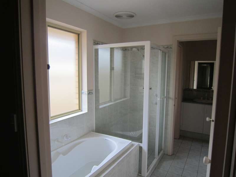27 Grace Boulevard, Smithfield Plains SA 5114