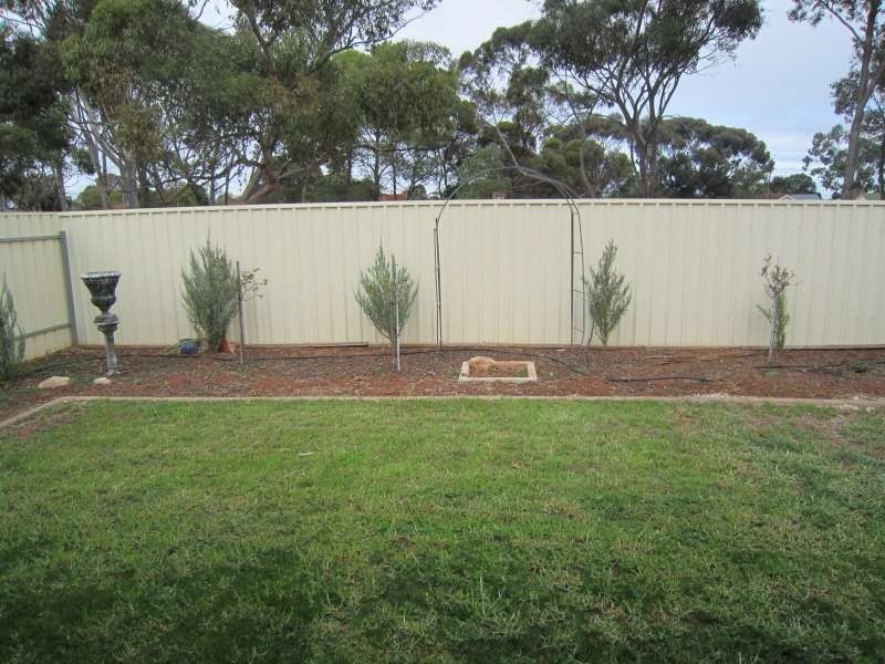 27 Grace Boulevard, Smithfield Plains SA 5114