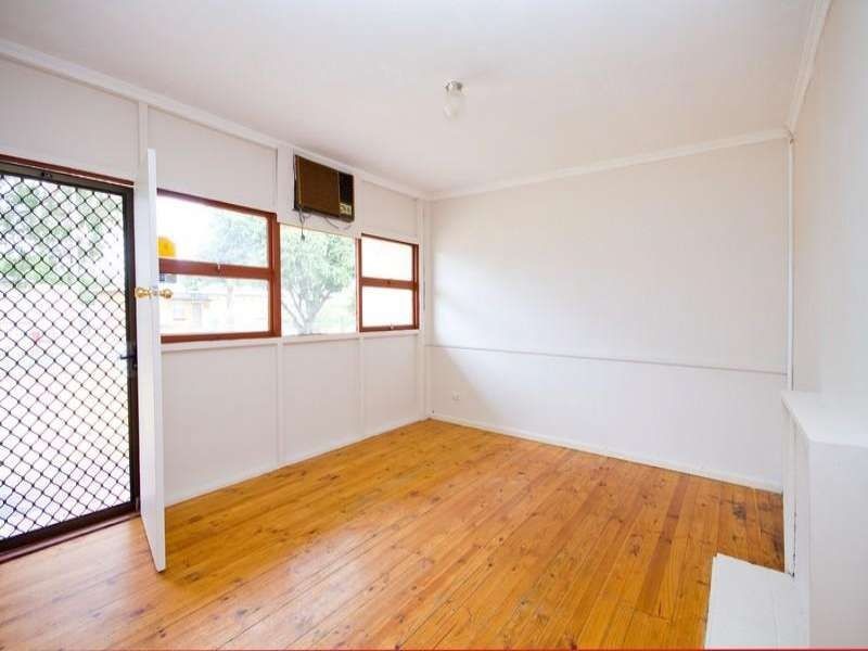 17 Stone Road, Elizabeth Downs SA 5113