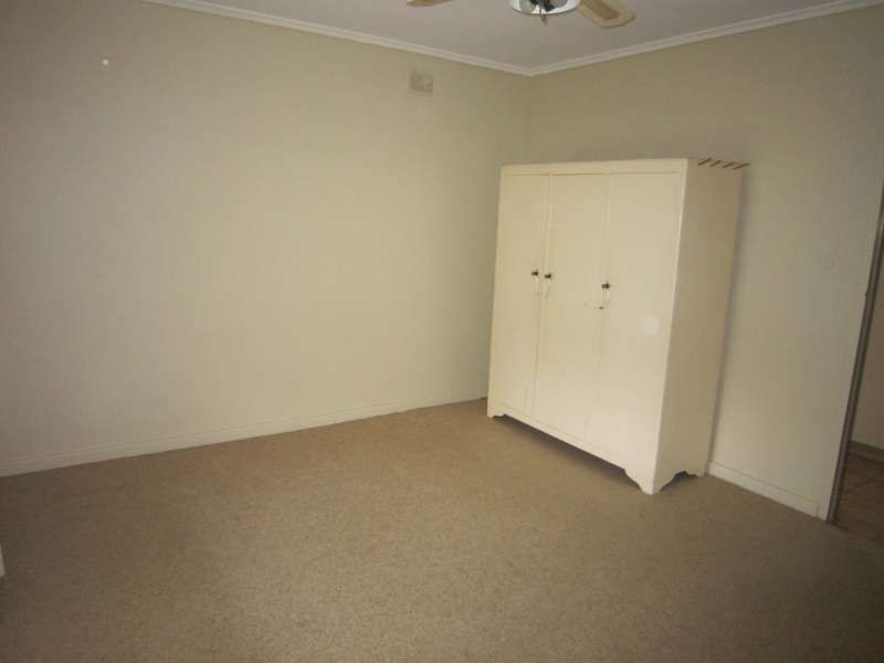 2 Jarman Avenue, Salisbury East SA 5109