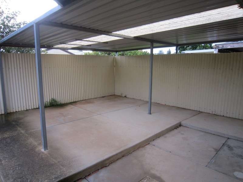 2 Jarman Avenue, Salisbury East SA 5109