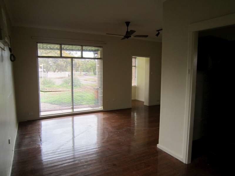 17 Gould Road, Elizabeth Park SA 5113