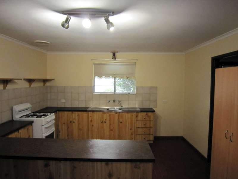 4 Buckland Street, Parafield Gardens SA 5107