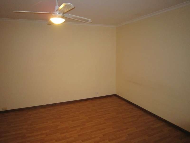 4 Buckland Street, Parafield Gardens SA 5107