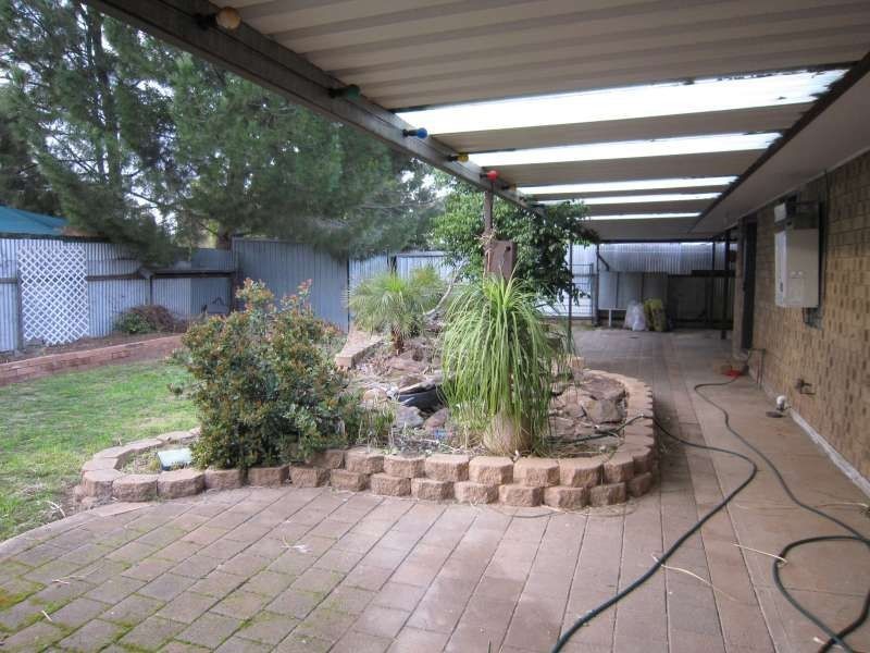 4 Buckland Street, Parafield Gardens SA 5107