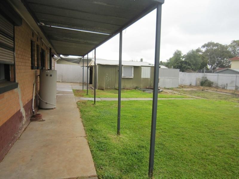 11 Wasley Street, Elizabeth Downs SA 5113