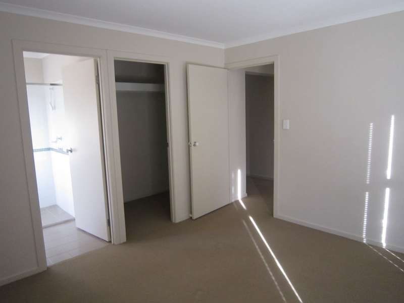 18 Oakwood Circuit, Munno Para West SA 5115