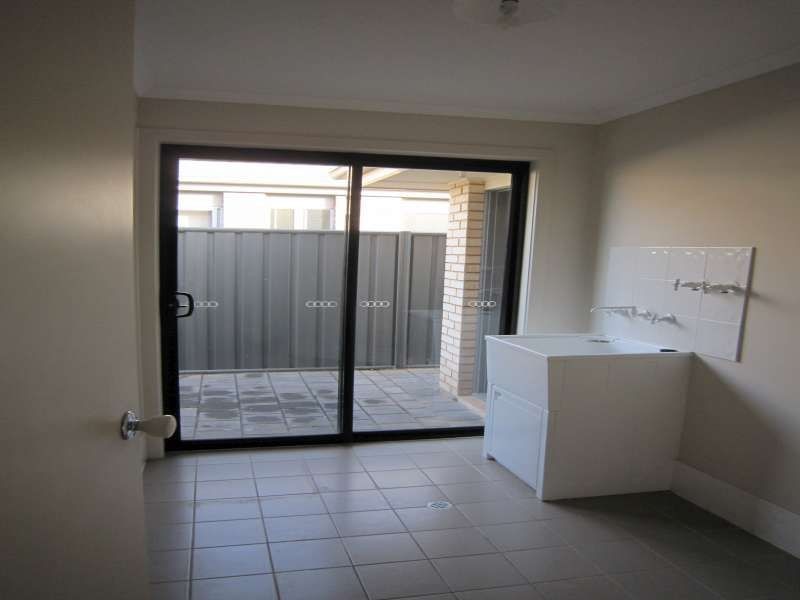 18 Oakwood Circuit, Munno Para West SA 5115