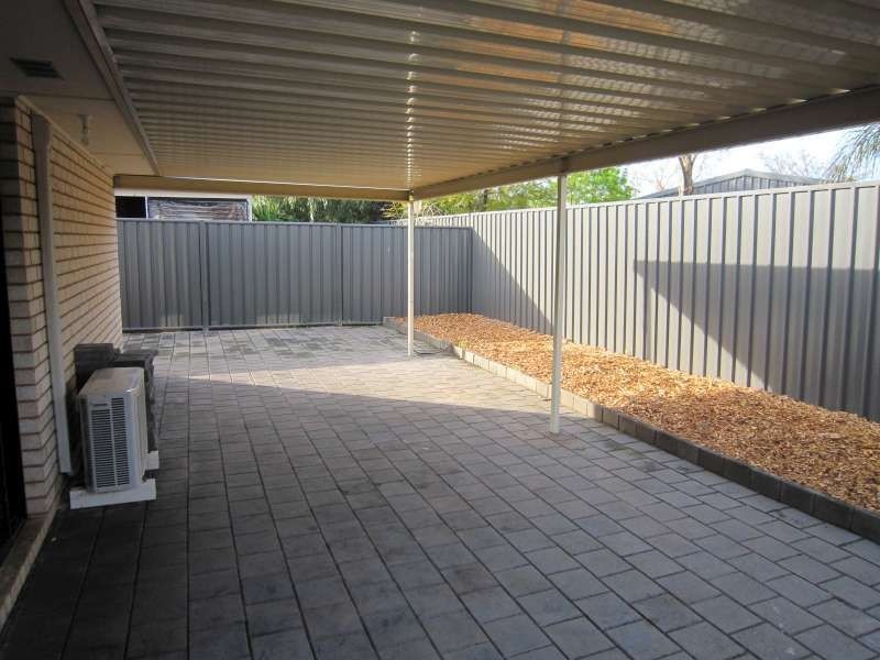 18 Oakwood Circuit, Munno Para West SA 5115