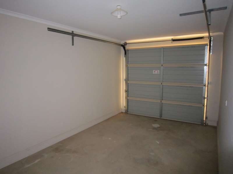 18 Oakwood Circuit, Munno Para West SA 5115