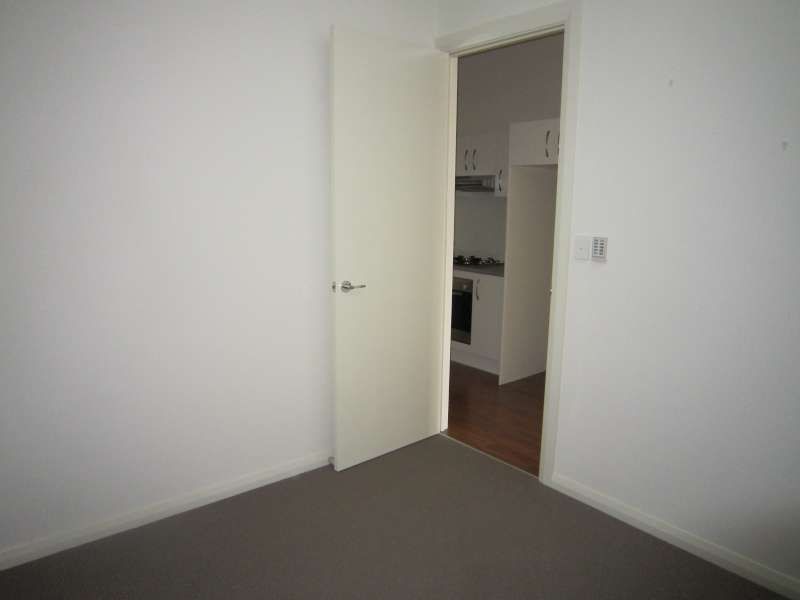 12 Wentworth Street, Mawson Lakes SA 5095