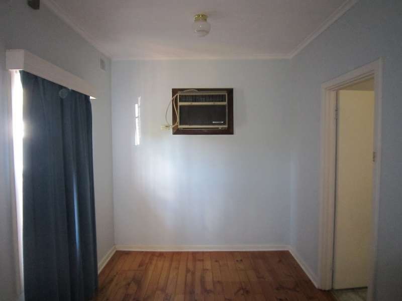 17 Trembath Avenue, Elizabeth Vale SA 5112