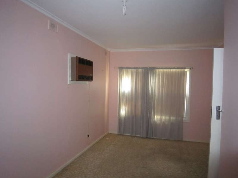 17 Trembath Avenue, Elizabeth Vale SA 5112