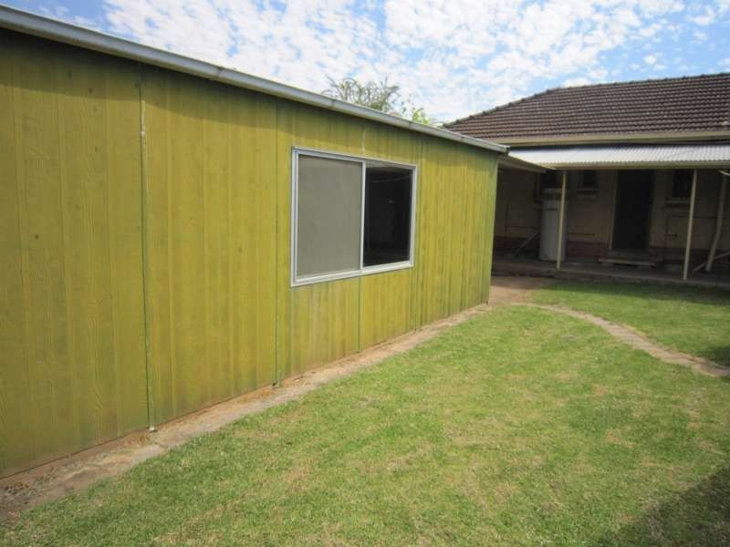 17 Trembath Avenue, Elizabeth Vale SA 5112