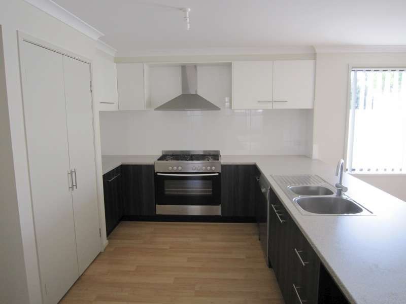 27 Kinross Avenue, Burton SA 5110