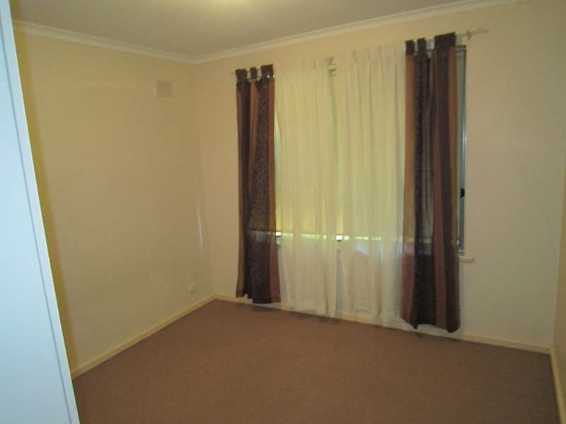 1 Walnut Avenue, Parafield Gardens SA 5107