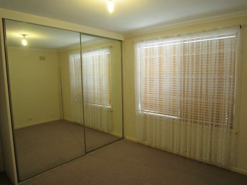 1 Walnut Avenue, Parafield Gardens SA 5107