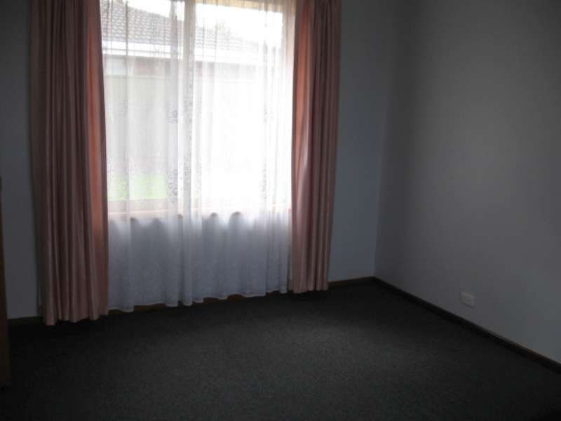 4 Oberon Court, Hillbank SA 5112