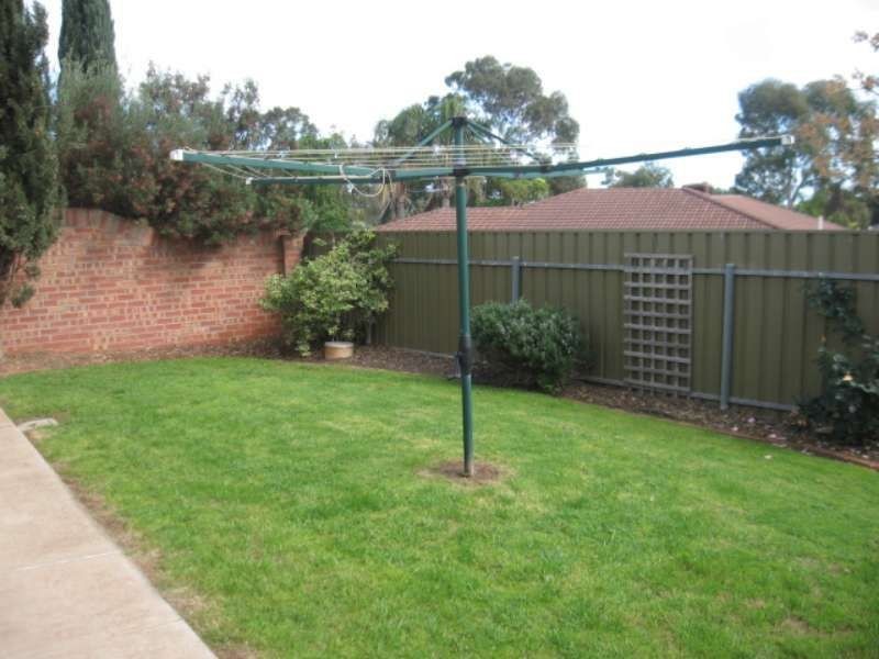 4 Oberon Court, Hillbank SA 5112