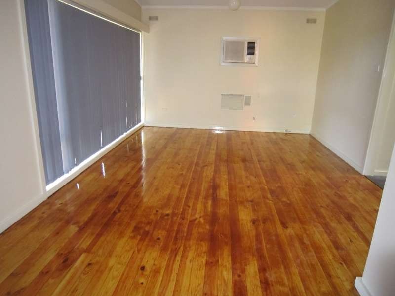 27 Burley Road, Elizabeth Vale SA 5112