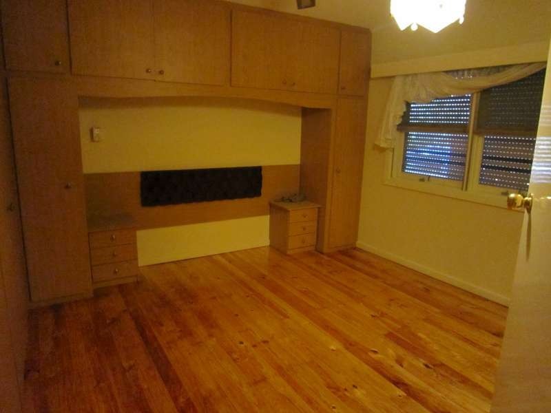 27 Burley Road, Elizabeth Vale SA 5112