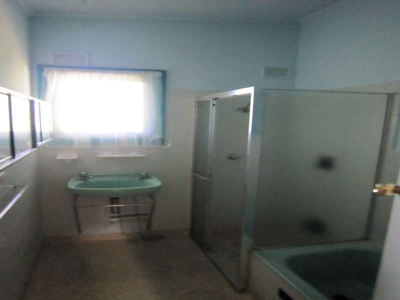 27 Burley Road, Elizabeth Vale SA 5112