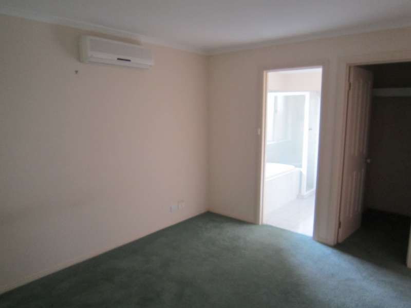 27 Grace Boulevard, Smithfield Plains SA 5114